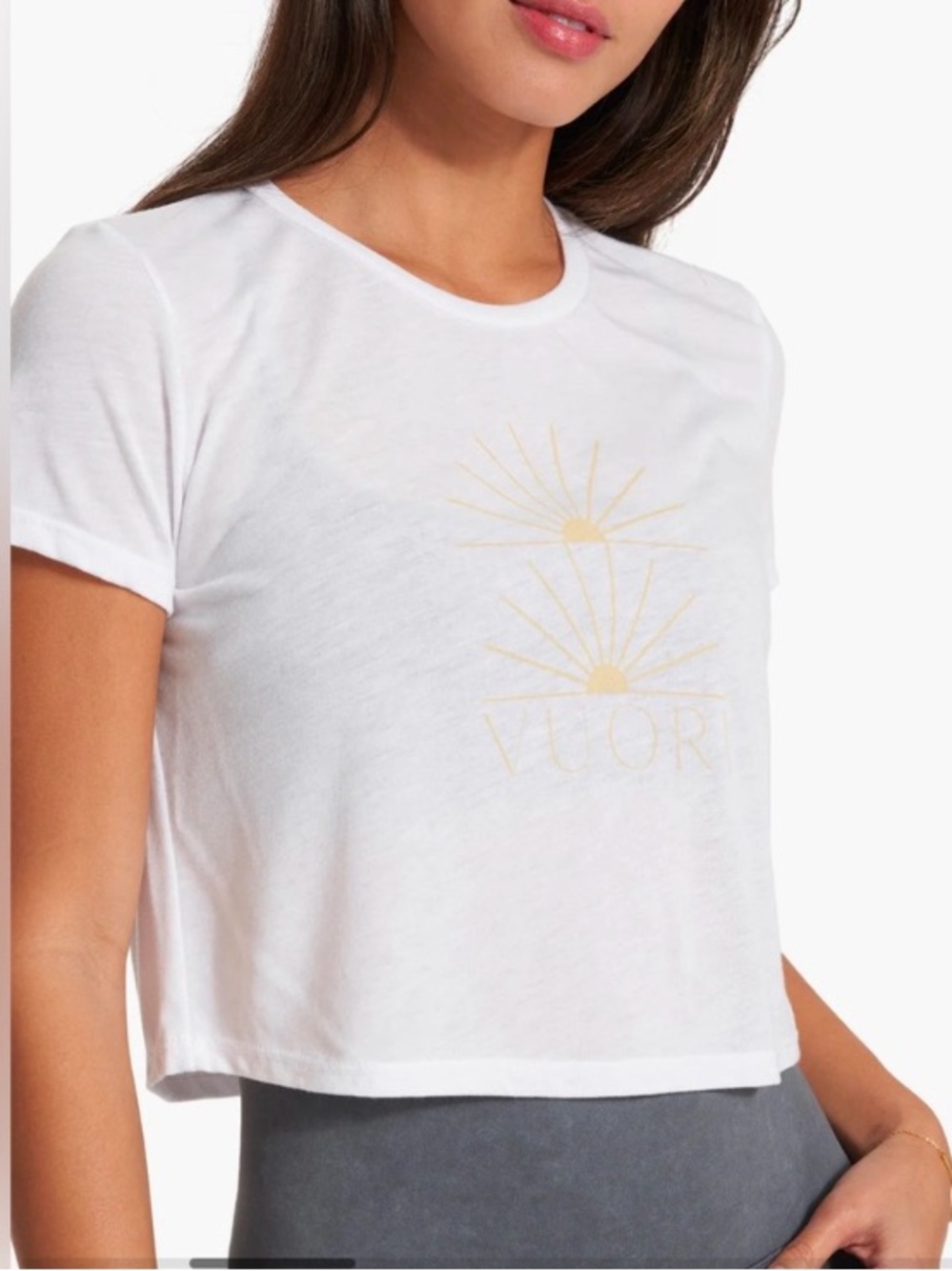Vuori Women's Size M Coast Modern Cropped Tee White T-Shirt Sunburst Logo Active